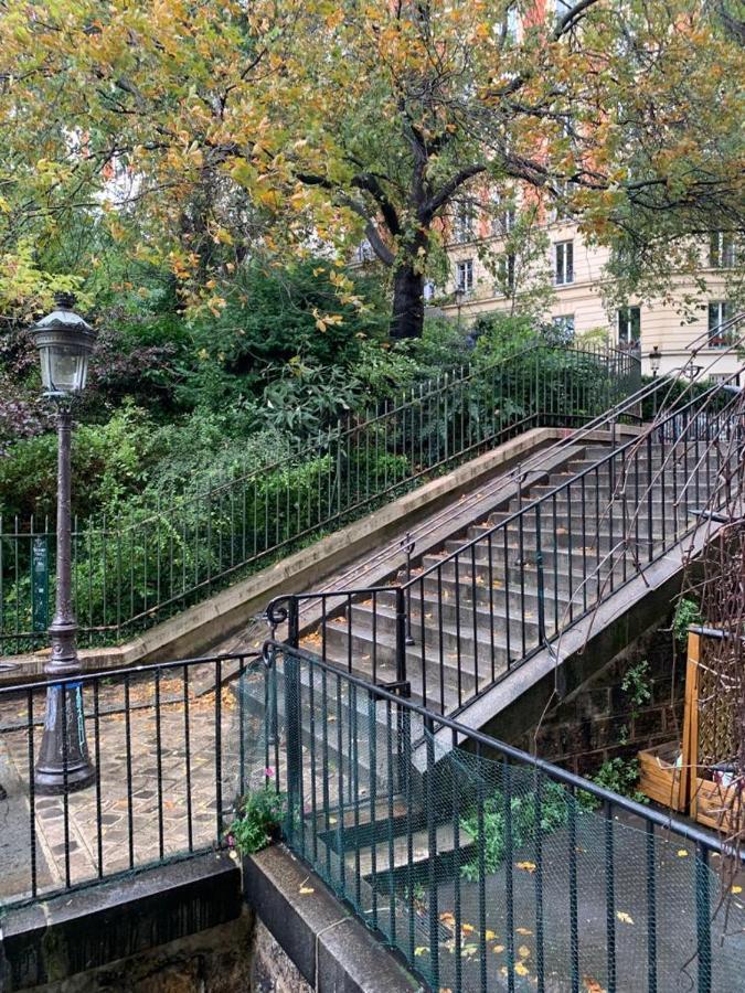 Appartement Au Coeur De Montmartre Parijs